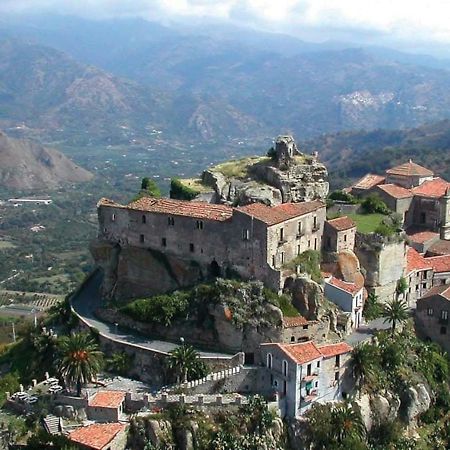 Appartamento casa Tuccari Castiglione di Sicilia Esterno foto