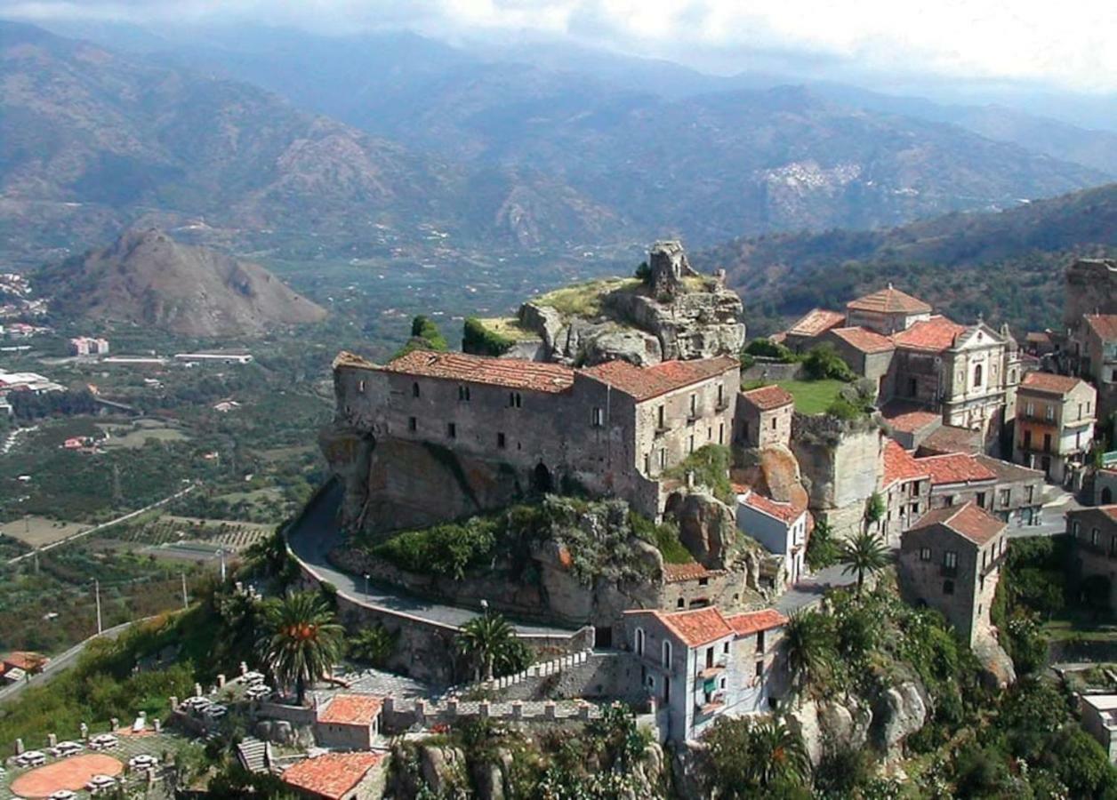 Appartamento casa Tuccari Castiglione di Sicilia Esterno foto