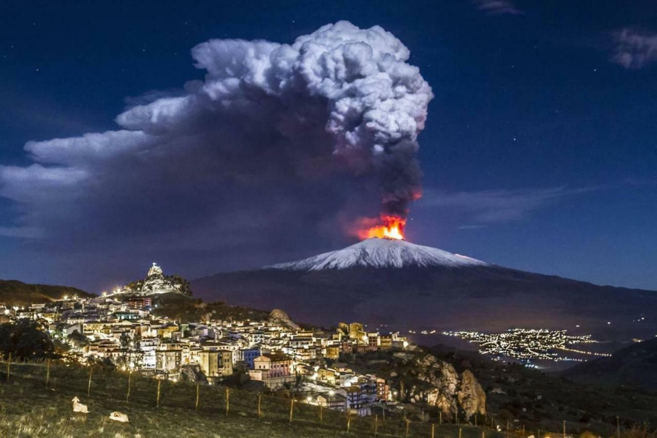 Appartamento casa Tuccari Castiglione di Sicilia Esterno foto